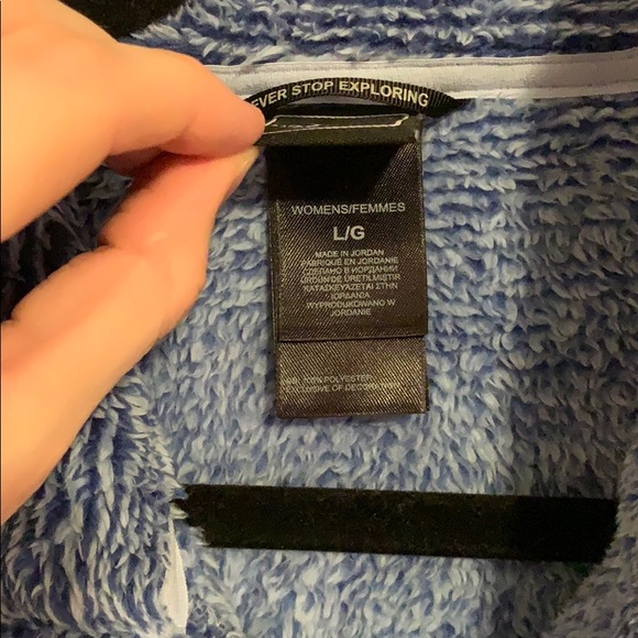 COPY - SUPER SOFT - North face zip up - Picture 2 of 5